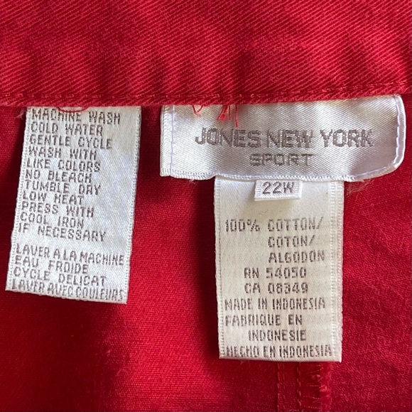 Jones New York Cotton Red Shorts Plus Size 22W - Picture 2 of 9